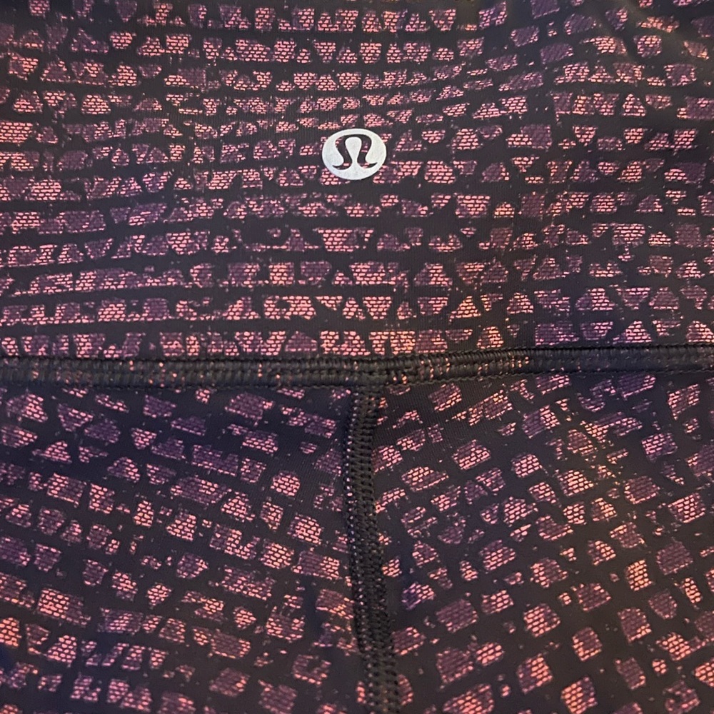 RARE LULULEMON Leggings! Size 6!